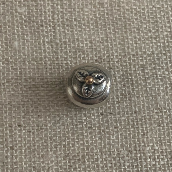RETIRED Authentic Pandora Cupcake Charm With 14K Gold - Picture 7 of 9